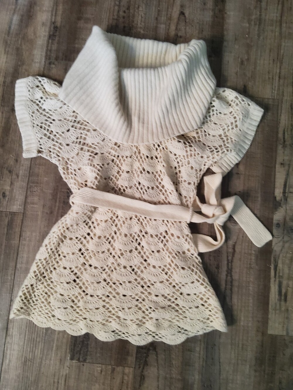 Gianni Bini Cashmere Cream Crochet Knit Dress with Waist Tie